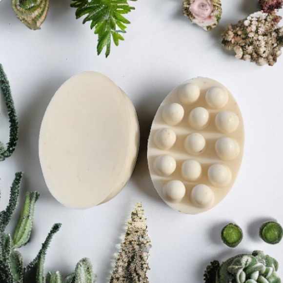 Hand Crafted Soap - Massage Bar Oatmeal Honey & Milk hint of Vanilla - Picture 15 of 15